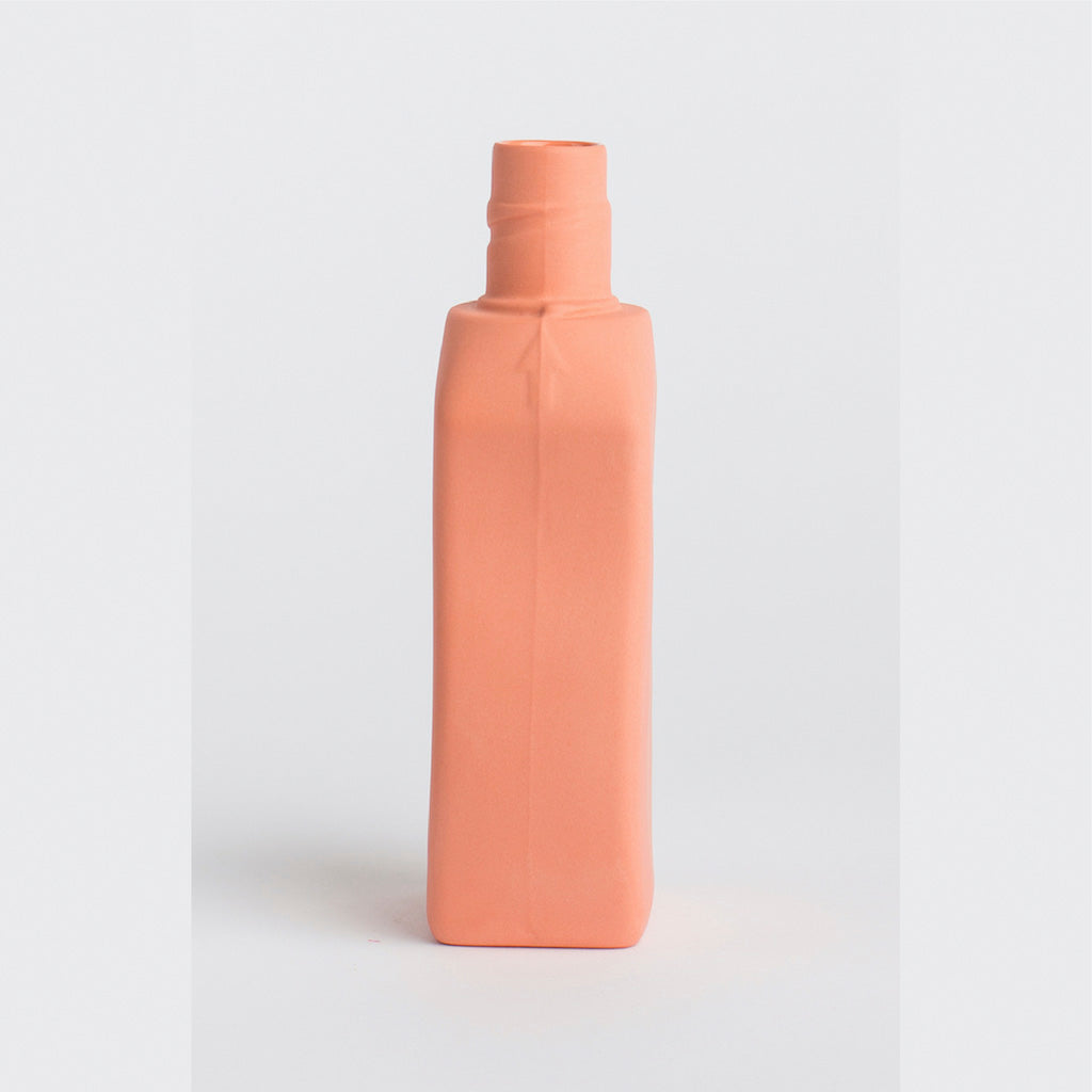 磁器の花瓶 #12 - Borderless Creations