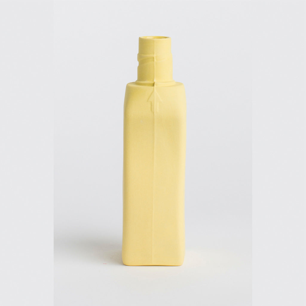 磁器の花瓶 #12 - Borderless Creations