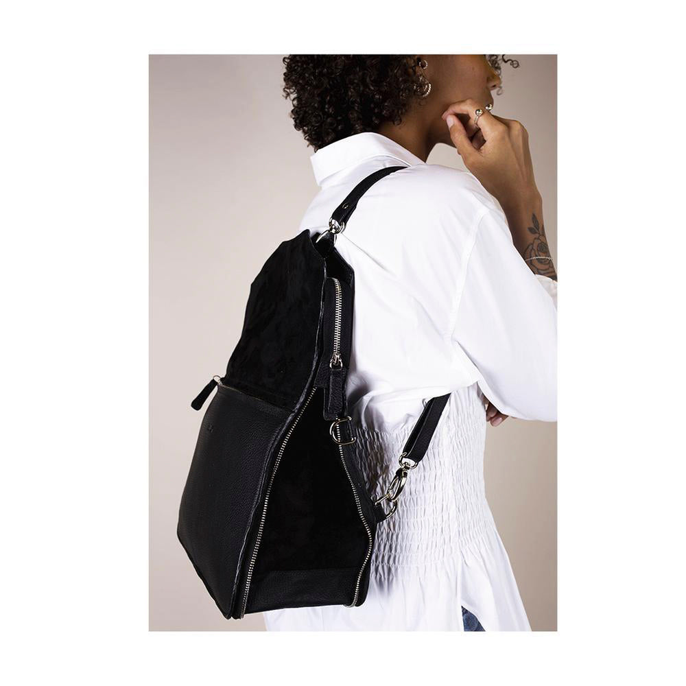 BO BARDI 5-IN-1 バックパック - BLACK - Borderless Creations