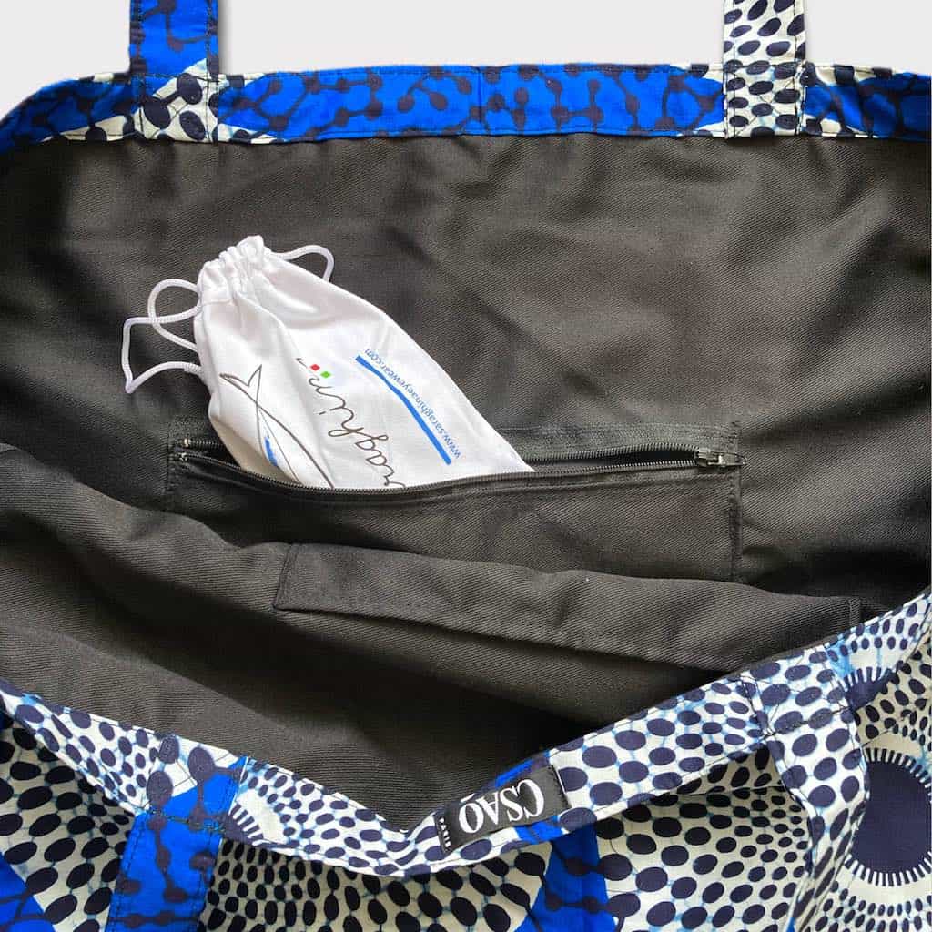 刺繍入りバッグ - BLUE/WHITE/BLACK - Borderless Creations