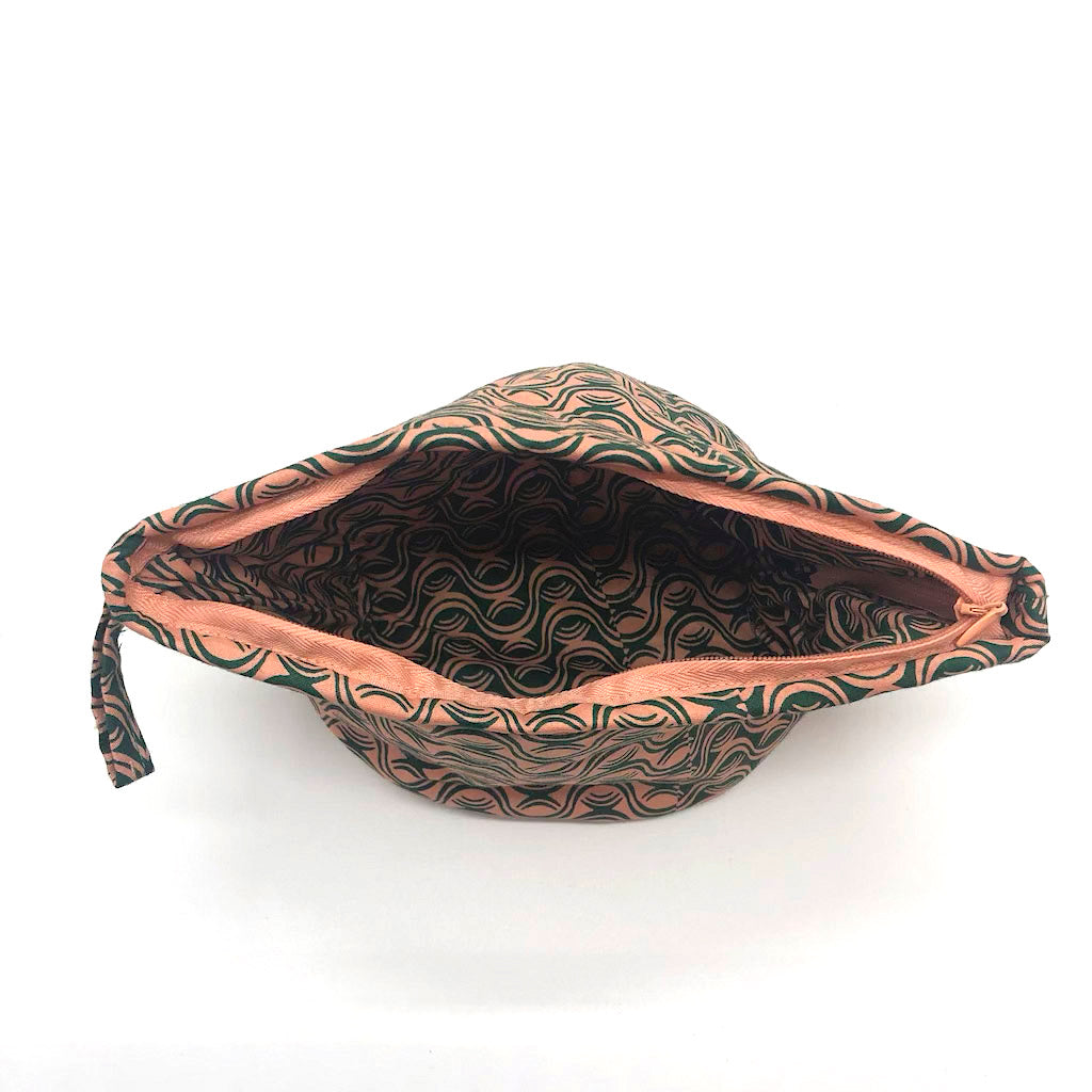 ワックスプリントポーチ - PINK/GREEN - Borderless Creations