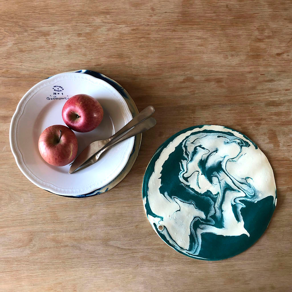 マーブル模様ランチョンマット - Borderless Creations