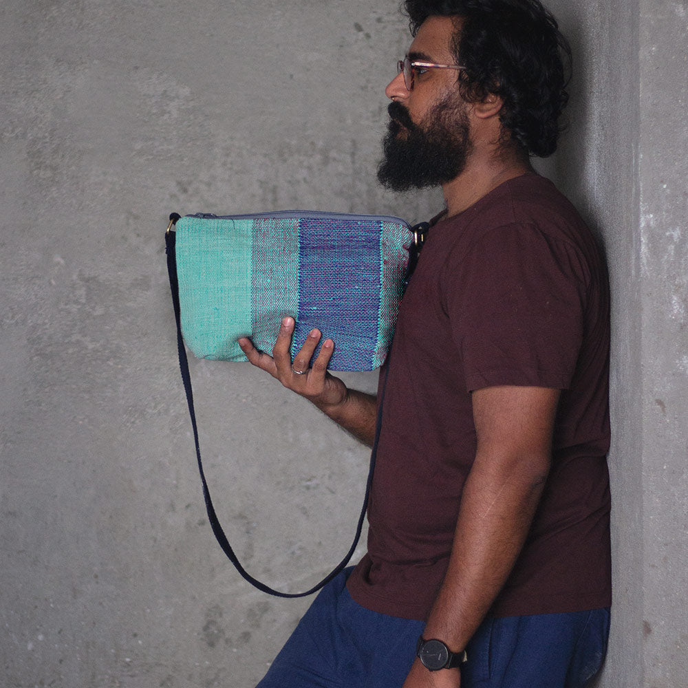 クロスボディ - AKARI - Borderless Creations