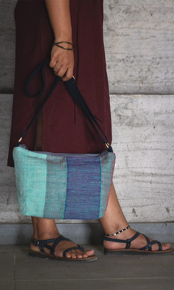 クロスボディ - AKARI - Borderless Creations