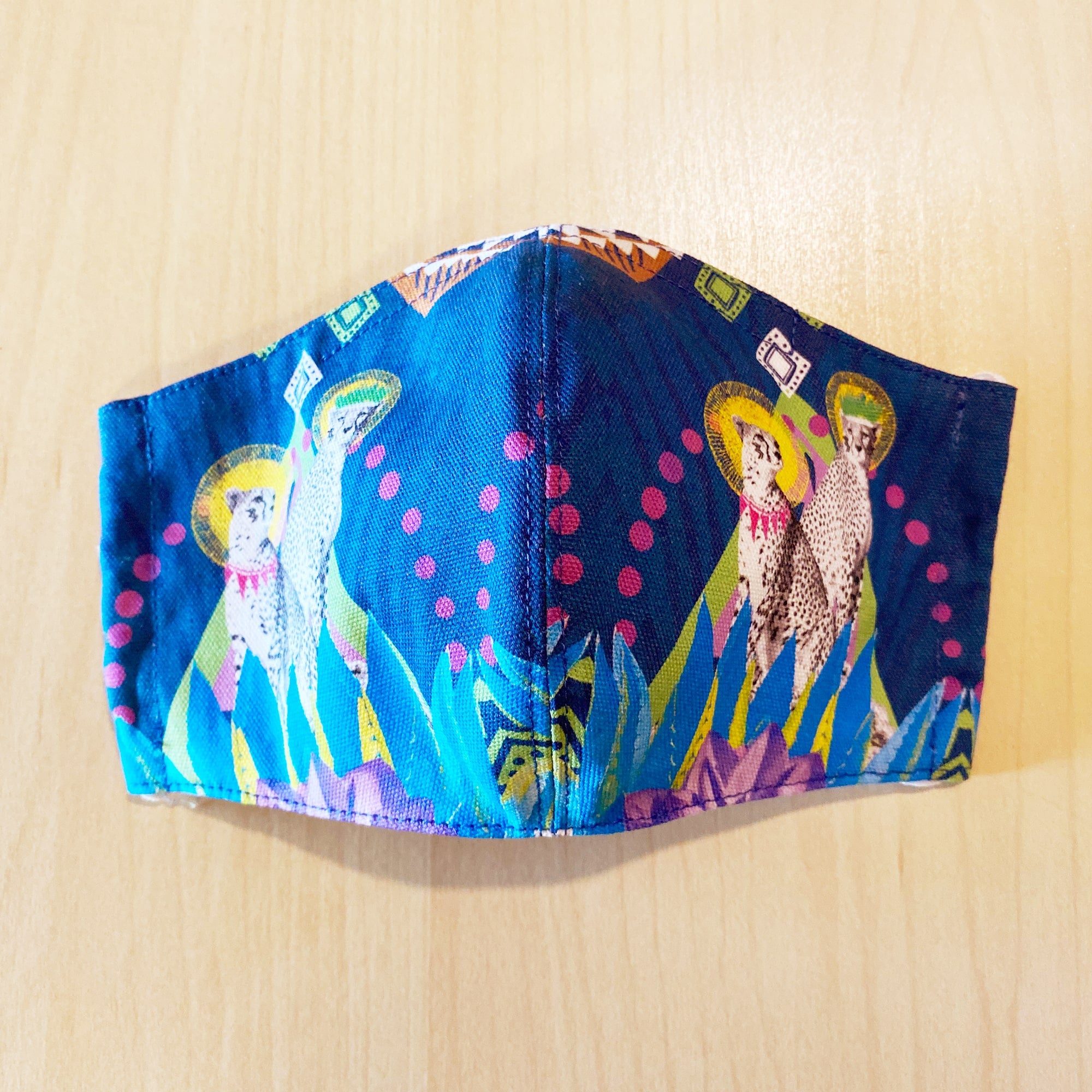 ハッピーアートマスク - FESTIVE CHEETAH - Borderless Creations